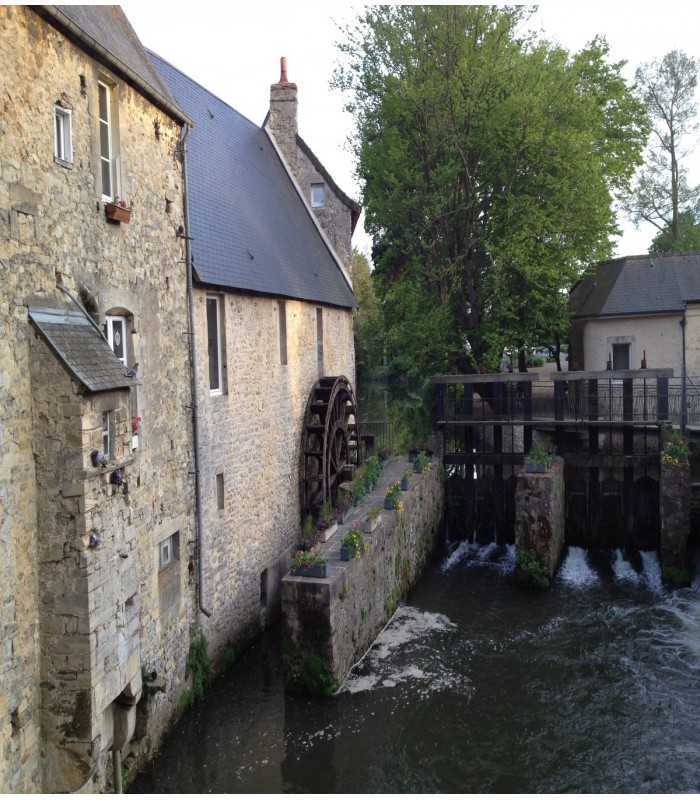 Experiencing a comprehensive 2-day private D-Day tour of Normandy’s historic battlefields
